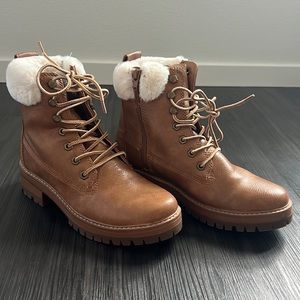 Caramel/brown Madden Girl boots